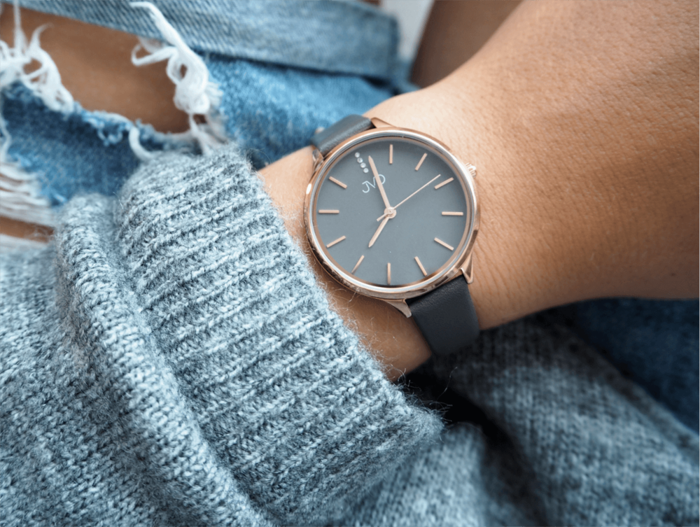 Dámské módní designové hodinky JVD JZ201.4 s řemínkem z pravé kůže