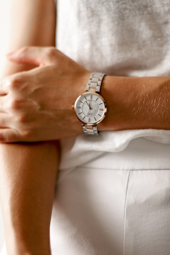 Náramkové hodinky JVD JG1018.2