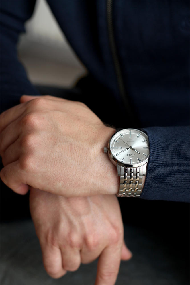 Náramkové hodinky JVD JE2004.1