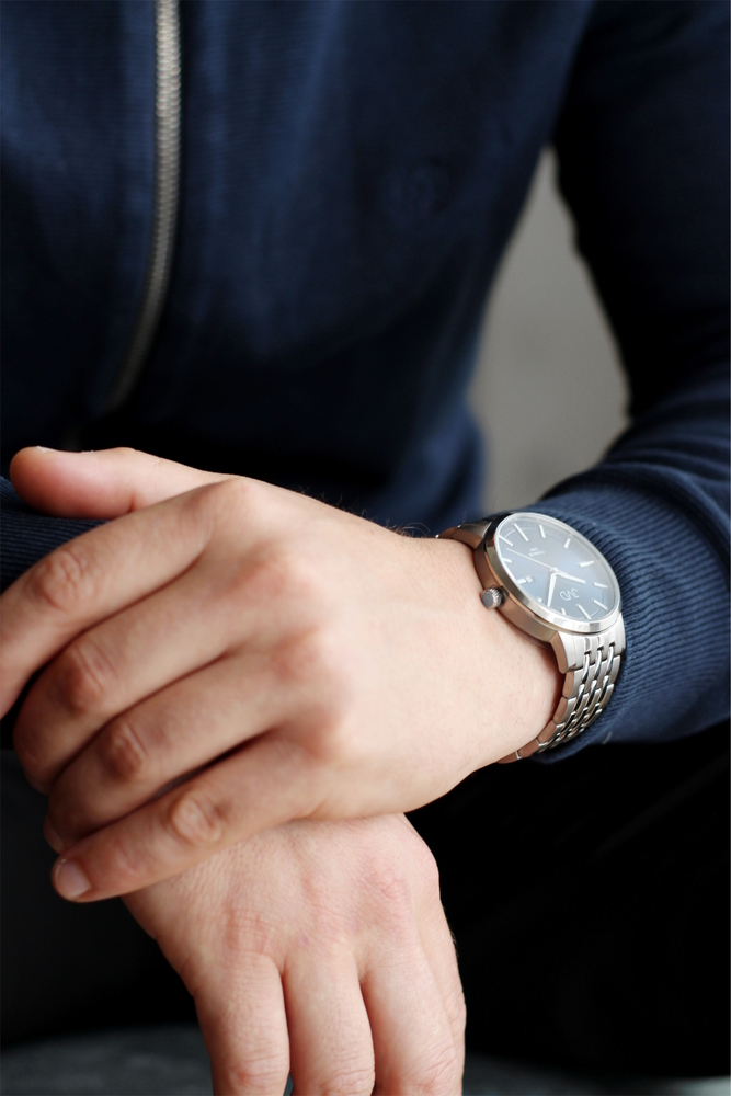 JVD Pánské titanové vodotěsné náramkové hodinky JVD JE2004.2 - 10ATM