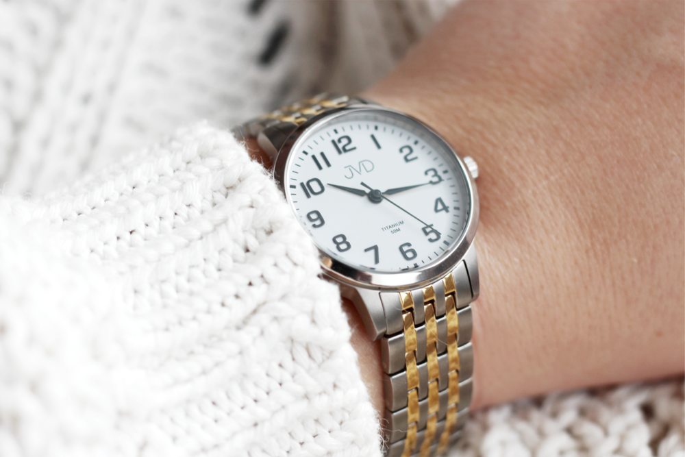 JVD Pánské námrakové zlacené titanové antialergické hodinky JVD JE5001.2