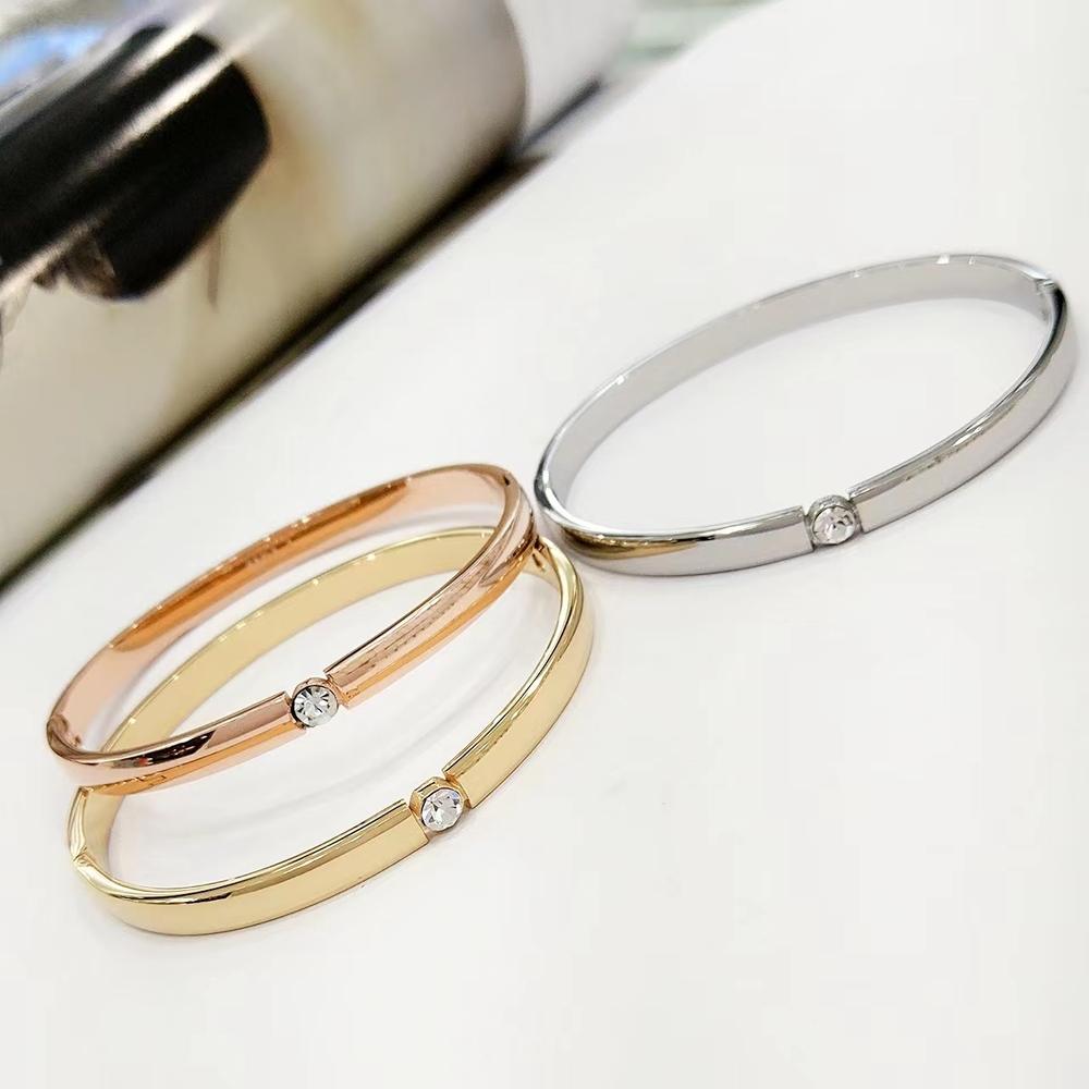 JVD Dámský rose gold ocelový náramek se zirkony SSSB0056XI8RO00