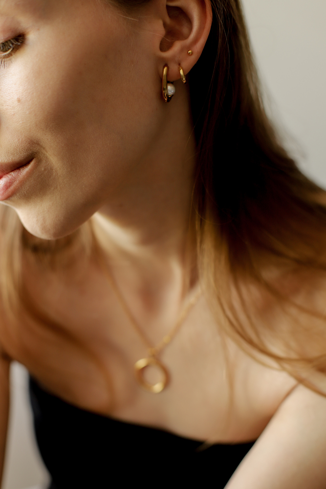 JVD Dámské ocelové kruhové náušnice s perlami SSSE0129XJ2GP00