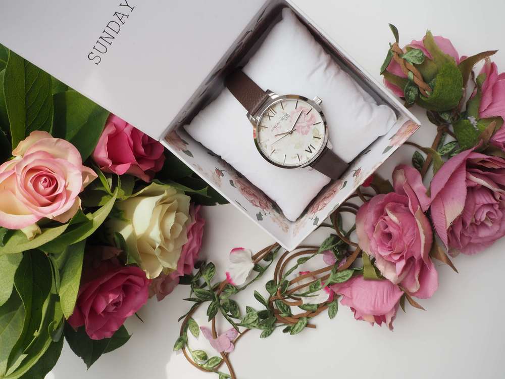 SUNDAY ROSE Alive VINTAGE FLOWERS