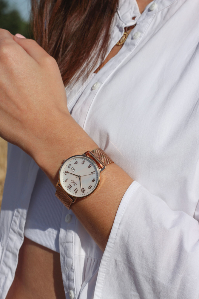 JVD Dámské designové náramkové hodinky JVD J-TS46