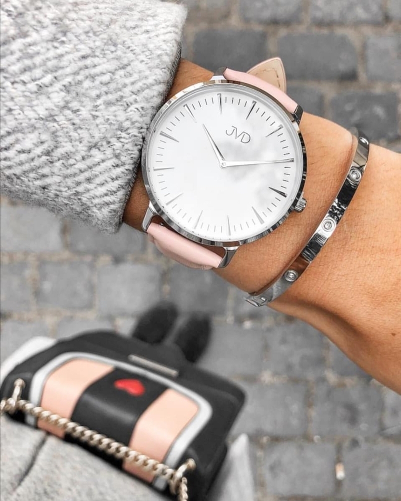 JVD Dámské luxusní designové náramkové hodinky JVD J-TS16