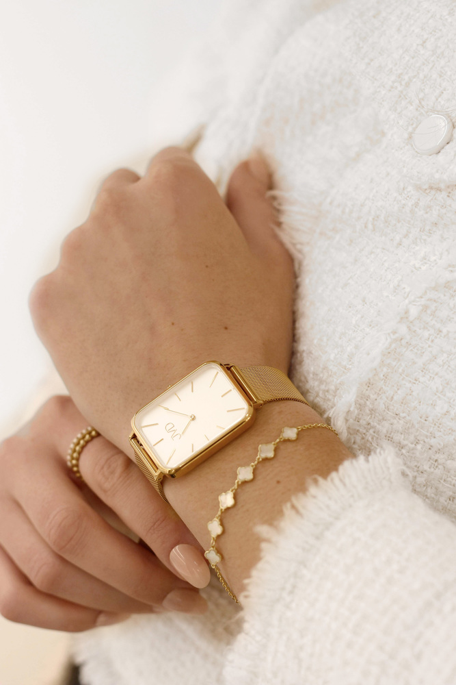 JVD Luxusní zlacené dámské elegantní nerezové ocelové hodinky JVD JVD J-TS61