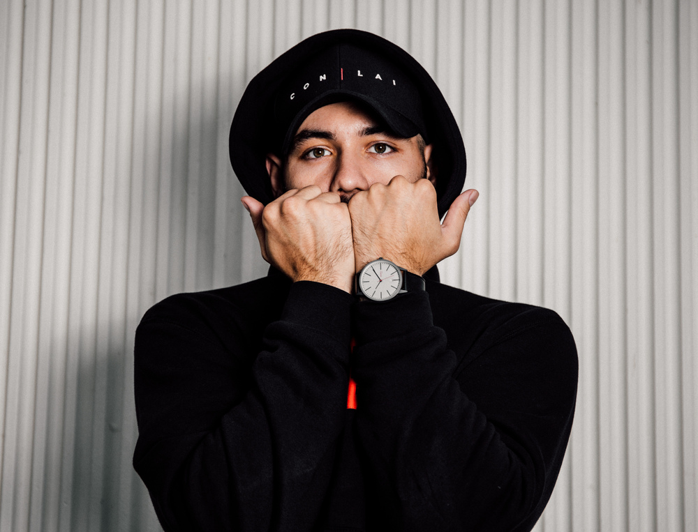 Náramkové hodinky JVD AV-086