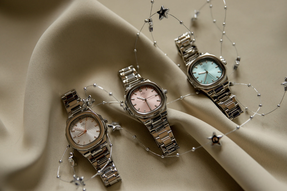 Náramkové hodinky JVD JZ211.3