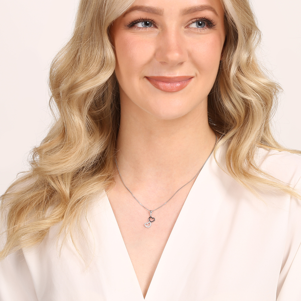  JVD Dámský zlatý přívěsek srdce se zirkony z bílého zlata ryz. 585/1000 ZP0399XJ70-7300