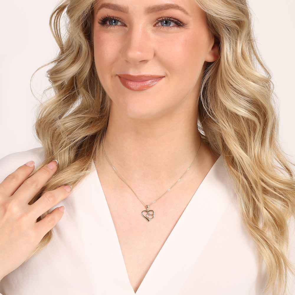  JVD Dámský zlatý přívěsek srdce pro štěstí ryz. 585/1000 ZP0411XJ71-2900