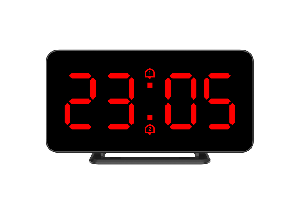 JVD Digitální černý budík do el. sítě JVD SB3216.3 s červenými LED číslama